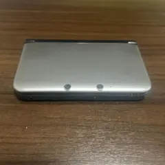 ニンテンドー3DS LL シルバー×ブラック 本体