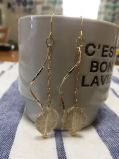 新作☆チェーンピアス クリアホースアイツイスト