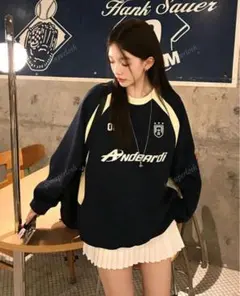 ネイビーオーバーサイズセーター