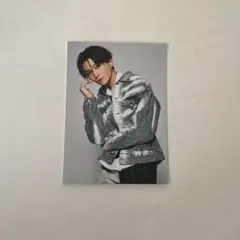 Item thumbnail for item 25a5857b-e933-49a2-8fd9-55e769ff9334