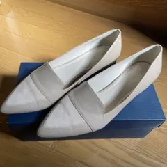 コールハーン COLE HAAN パンプス　ベージュのサムネイル