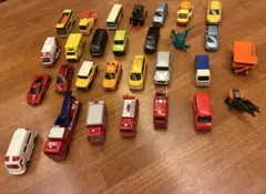 ゆ*な様 トミカ　まとめ売り　29台　消防車　救急車