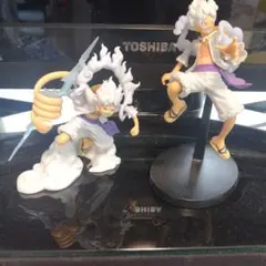 ワンピース ルフィ フィギュア（２体）