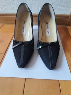 銀座かねまつ　黒　パンプス