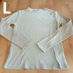 フリルカットソー