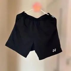 ヨネックス 黒 ショートパンツ