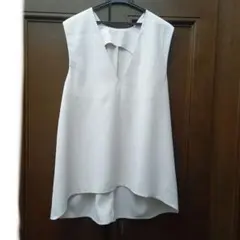 GRL Vネック ノースリーブ トップス前後差ヘムロングベスト アイボリー