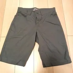 NIKEGOLFグレーショートパンツM1204番