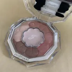 ジルスチュアートブルームクチュールアイズ03