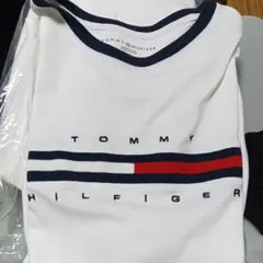 トミーヒルフィガーtシャツ
