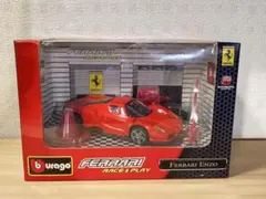 Bburago Ferrari Enzo 1/43 ミニカーのサムネイル