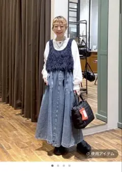 ニコアンド　ベルトフレアスカートのサムネイル