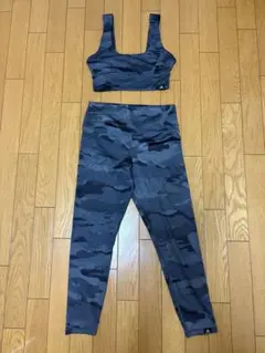 ジャザサイズ 迷彩柄 上XS 下Sサイズ