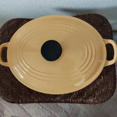 ルクルーゼ　鍋　オーバル