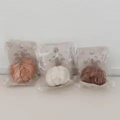 新品 セリア 毛糸編みパンプキン 3個セットのサムネイル