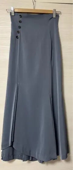 Lily Brown マーメイドスカート