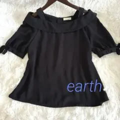 【earth】アースの紺のブラウスとストライプのトップ2枚セット　断捨離