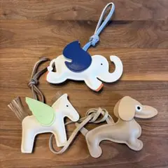 ノーブランド:ペガサス 馬 犬ゾウ合皮 動物デザインレザーキーホルダー3点セット