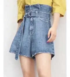 タックハイウエストデニムショートパンツ