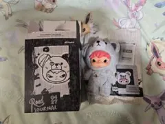 ポップマート ヒロノ ぬいぐるみペンダント Grey Gravel