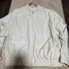 Nike Air Fear of God クリームジャケット