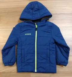 crocs フード付き中綿コート 青　キッズ130cm