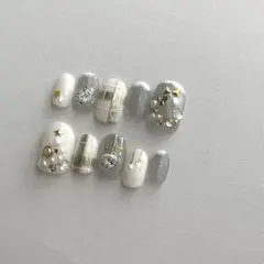 【no.42】ネイルチップ　ショートオーバル　クリスマス　冬　マグネット　ラメ