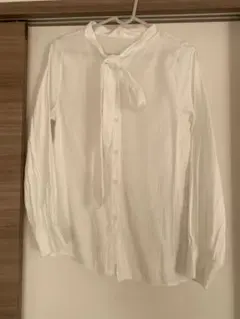 グレイル　ボウタイブラウス