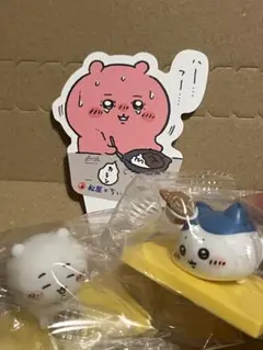 松屋×ちいかわコラボ ちいかわ・ハチワレ フィギュア 2個セット 鬼辛カレー