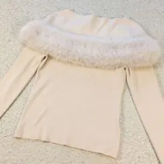 11-25セルフォード2024年　ファーケープ付きニット