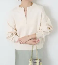 【人気完売品】コラージュ ジップスウェットライクニット　オフホワイト