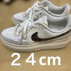 ナイキコートビジョンアルタ 24cm ヒョウ柄 厚底