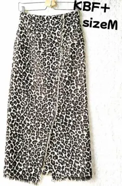 KBF⁺【美品】ヒョウ柄タイトスカート size Oneウエストゴム