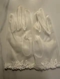 イノセントリー ウェディンググローブ 結婚式 手袋 花嫁 ブライダルのサムネイル