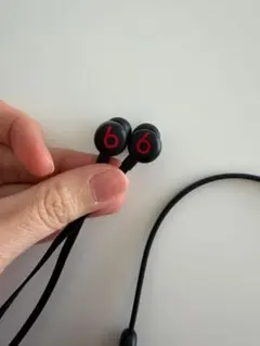 美品　Beats Flexワイヤレスイヤホン