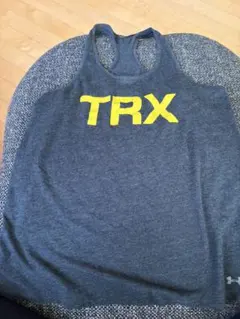 TRX Under Armour チャーコールグレータンクトップ　S サイズのサムネイル