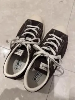 converseスニーカー