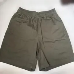 美品☆GU ハーフパンツ　ショートパンツ　Mサイズ　カーキ