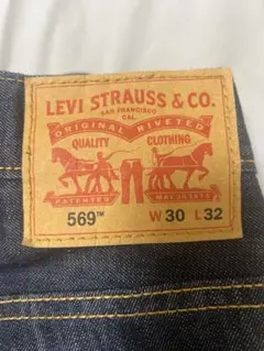 LEVI'S 569 W30 L32