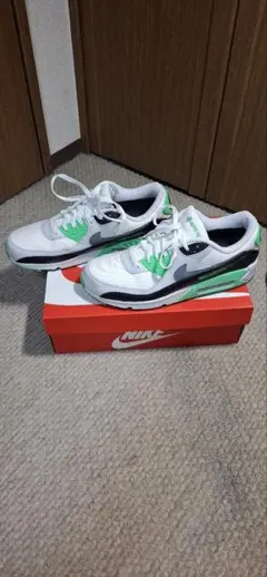 NIKE エアマックス90GORE TEX ホワイト/グリーン/ブラック