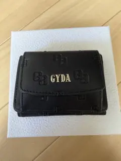GYDA ブラック 三つ折り財布のサムネイル
