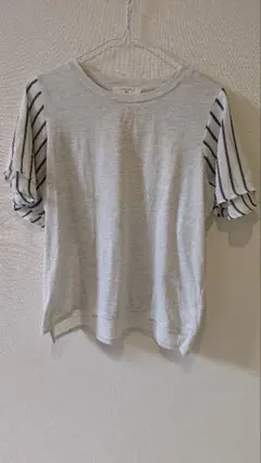 グレー ストライプフリル袖 Tシャツ Lのサムネイル