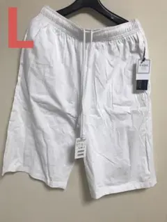 新品タグ付き　ホワイト　ハーフパンツ　ショートパンツ　L