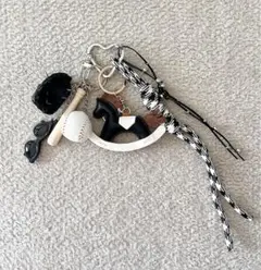 新品⭐️じゃらじゃら　キーホルダー　バッグチャーム　馬　野球　黒