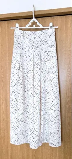 GU♡ドット柄フレアロングスカート