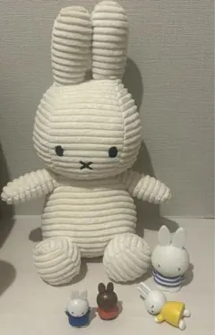 ミッフィー ぬいぐるみ コーデュロイ　23センチ