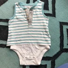 美品！GAPベビー　ロンパース　6-12ヶ月