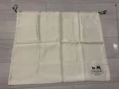 COACH ロゴ入り収納袋 アイボリー