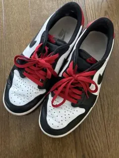 NIKE AIR JORDAN 1 LOW スニーカー