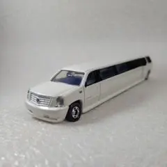 ロング トミカ キャデラック エスカレード 1/79 リムジンミニカー